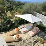 Grande In Casale Ristrutturato *