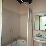 Grande In Casale Ristrutturato