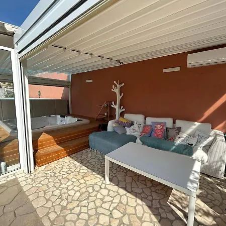 Grande In Casale Ristrutturato Holiday home Santa Domenica (Vibo Valentia)