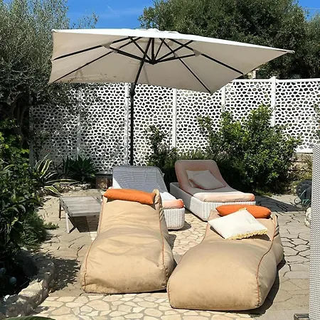 Grande In Casale Ristrutturato