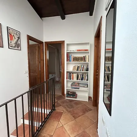 Grande In Casale Ristrutturato *