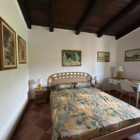 Grande In Casale Ristrutturato *