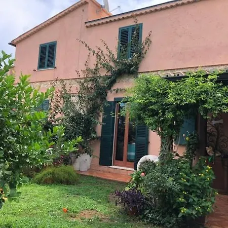 Hébergement de vacances Grande In Casale Ristrutturato Santa Domenica (Vibo Valentia)