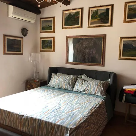 Grande In Casale Ristrutturato