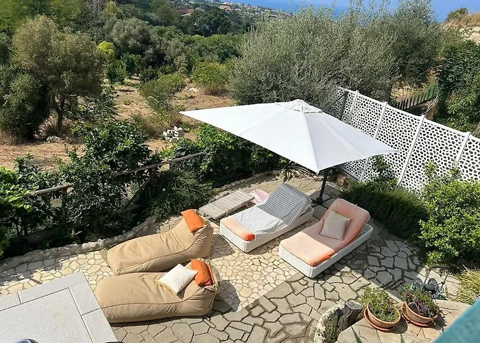 Grande In Casale Ristrutturato *