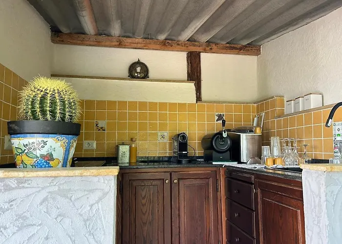 Grande In Casale Ristrutturato בית נופש *