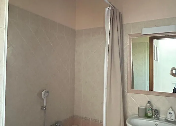 Grande In Casale Ristrutturato